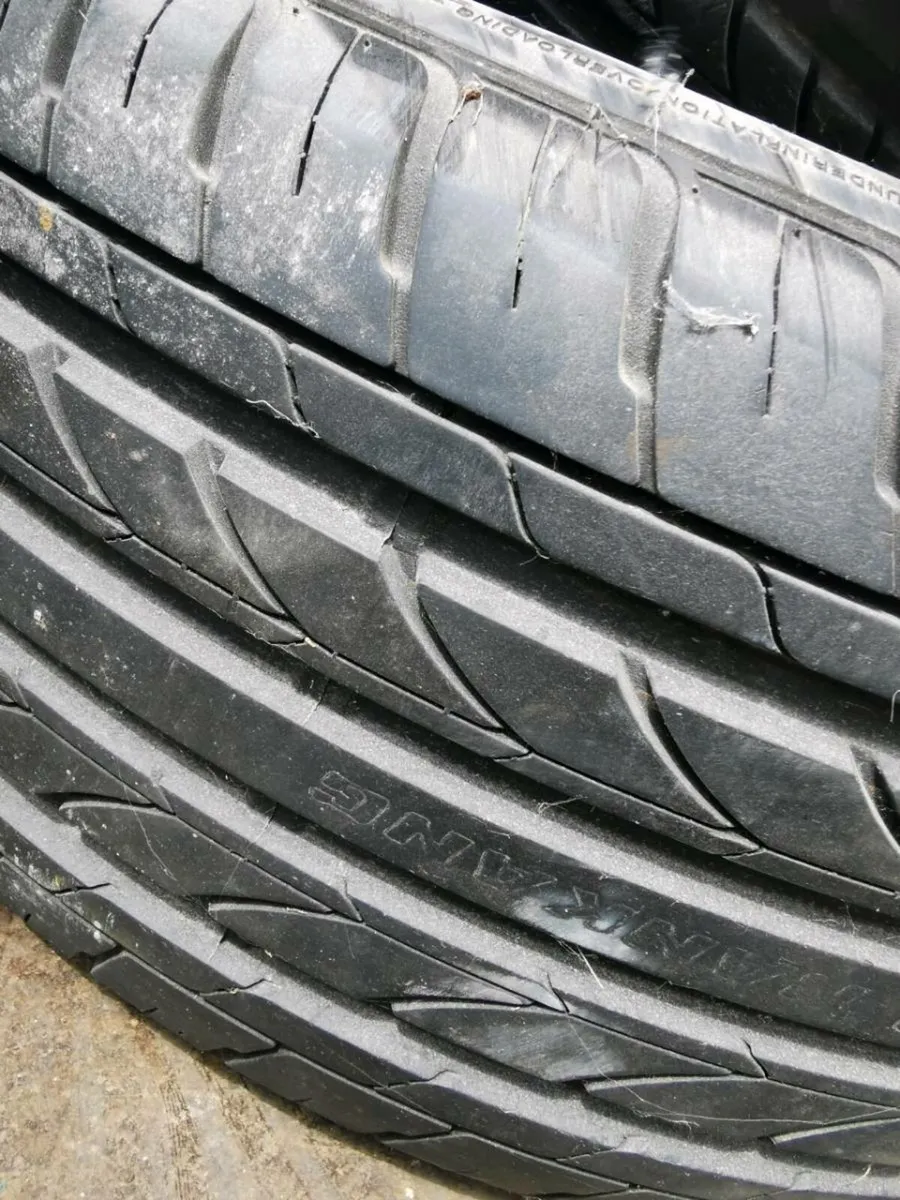 Merc alloys, jeep tyres.. - Image 2
