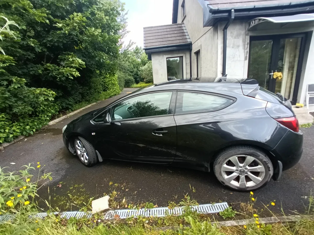 Opel Astra 2013 - Image 3