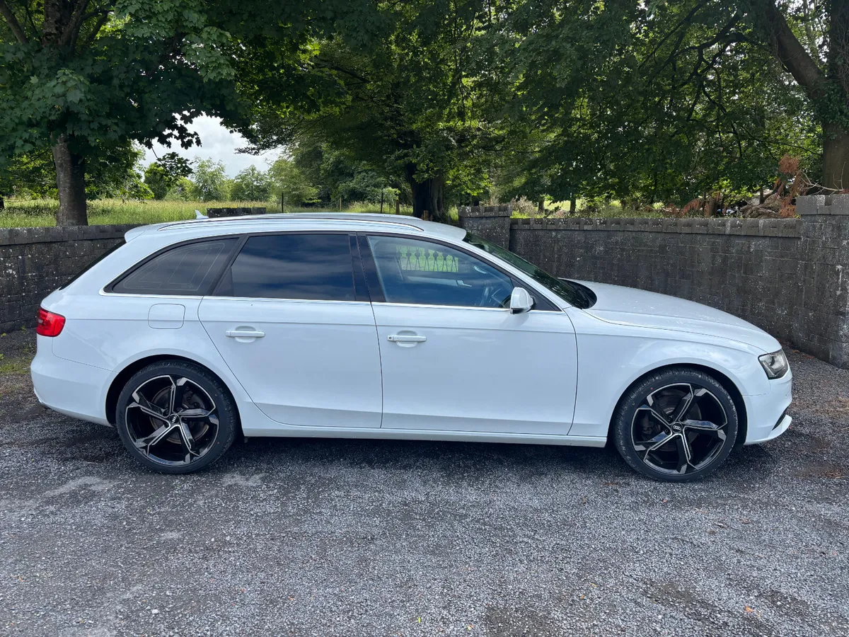 Audi A4 Avant Estate TFSI S-tronic 2016 - Image 2