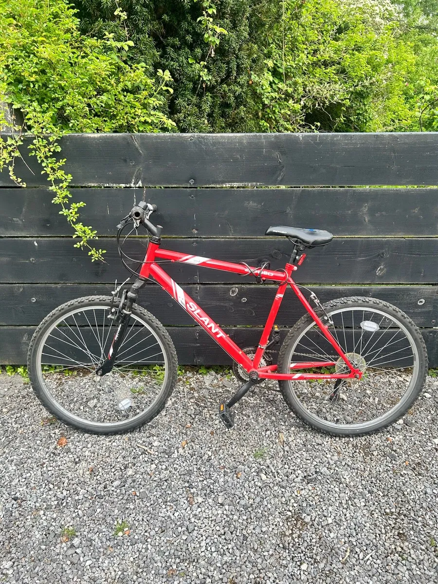 Red Slant Mountain Bike – Great Condition