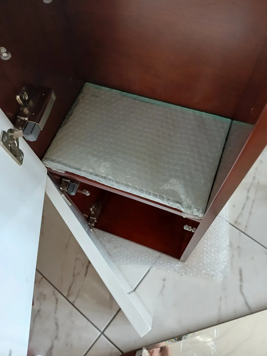 Bathroom sink/vanity set new - Image 3