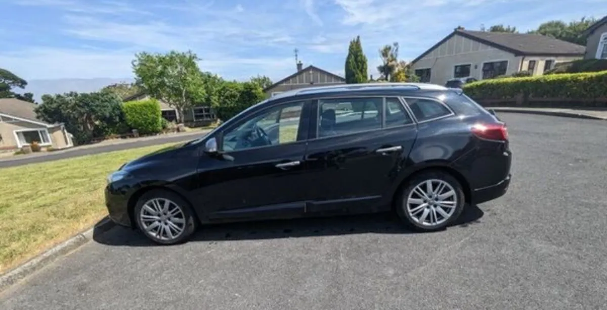 Renault Megane Megane gt 2013, runs great.

NCT un - Image 4