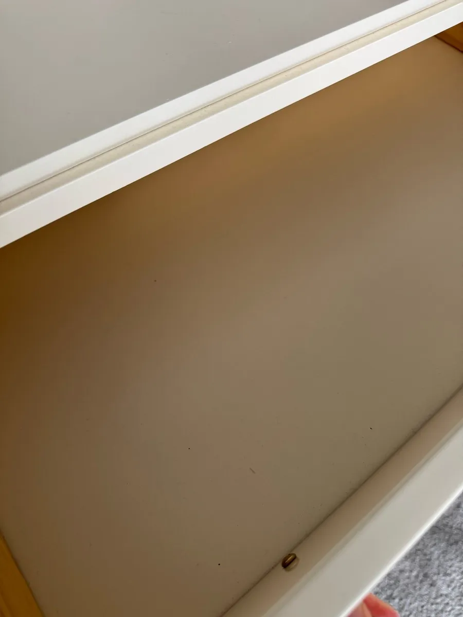 Chest of drawers - Image 2