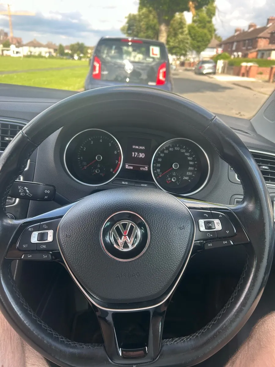 Vw polo comfortline 1.0 litre 93000km - Image 4