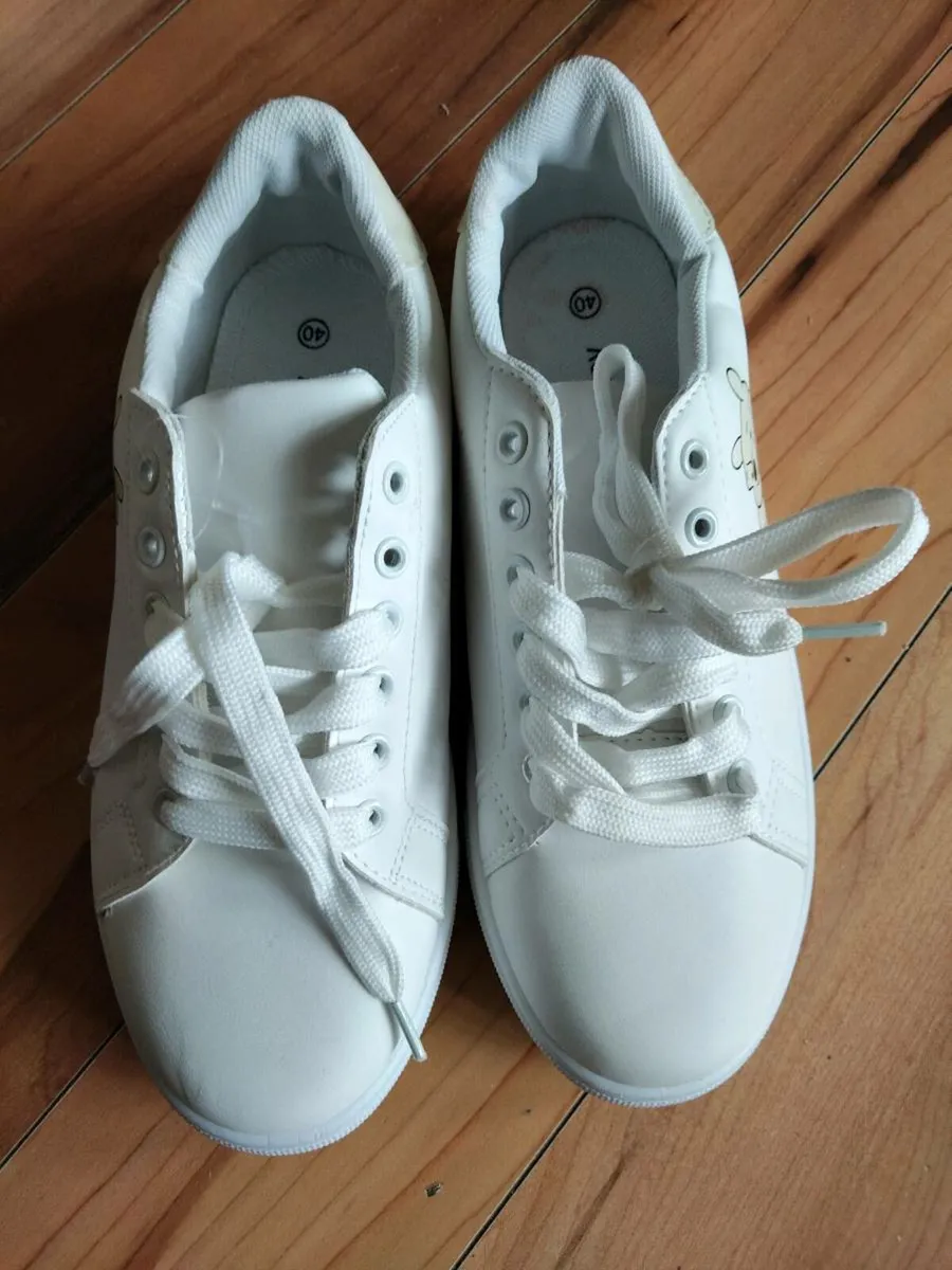 Ladies/girls Trainers - Image 4