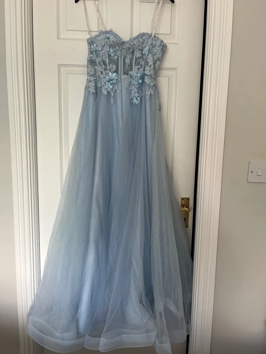 Debs dress - Image 3