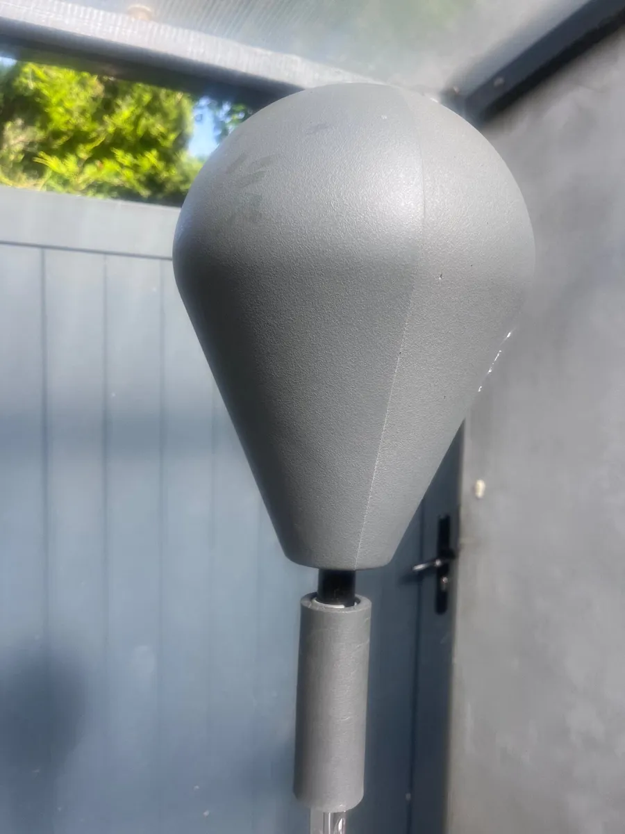 Hyperflex Punching bag on stand - Image 2