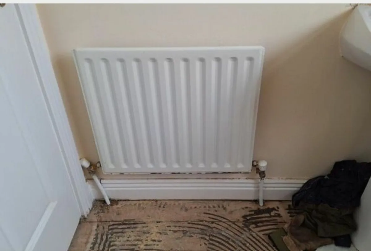 Radiator small - Image 1