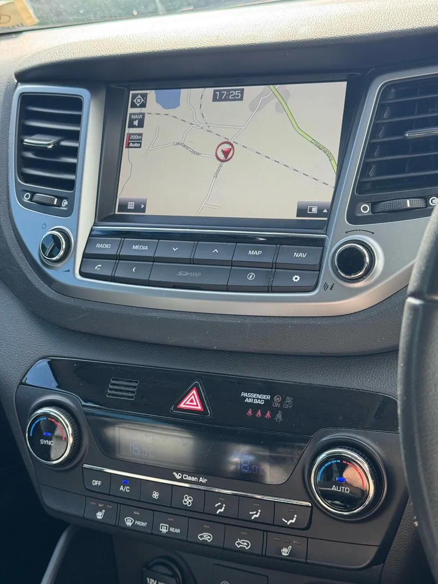 Hyundai Tucson Executive Top Spec - Image 4