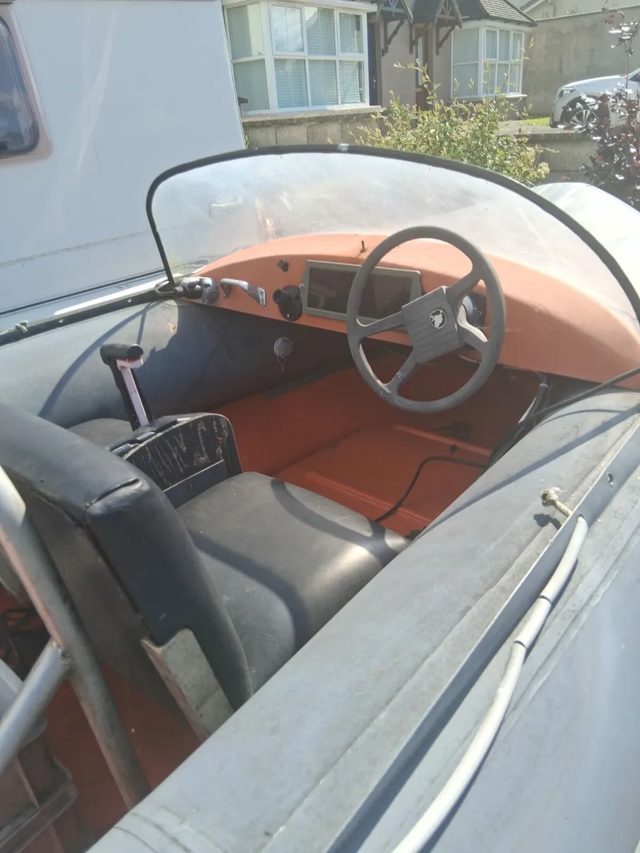 4m Avon Sea rider, 30hp engine and trailer - Image 4