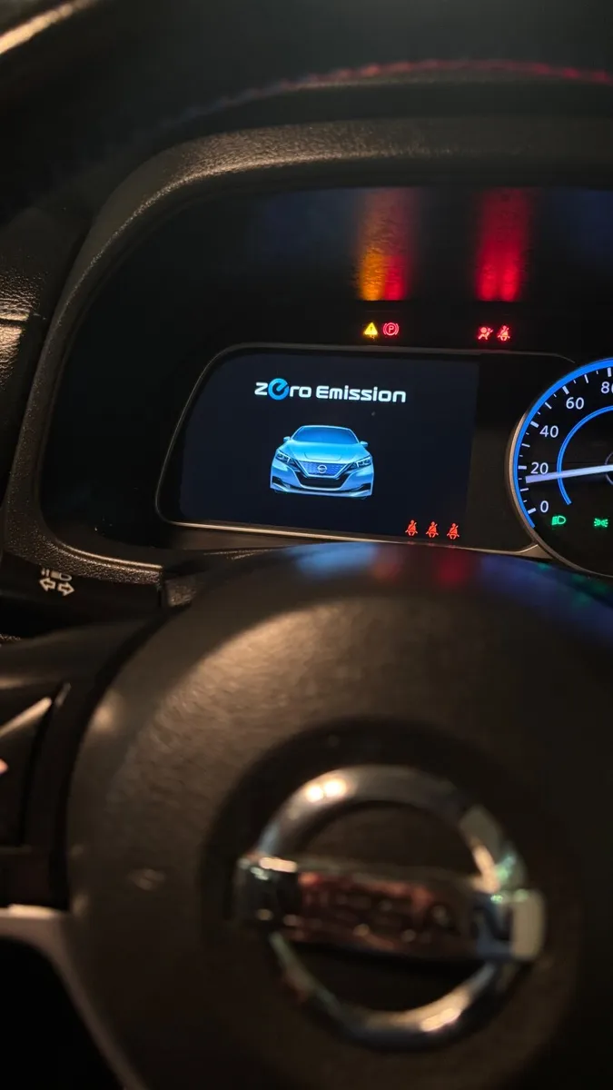 Nissan Leaf 2019 - * Quick Sale Price * - Image 4