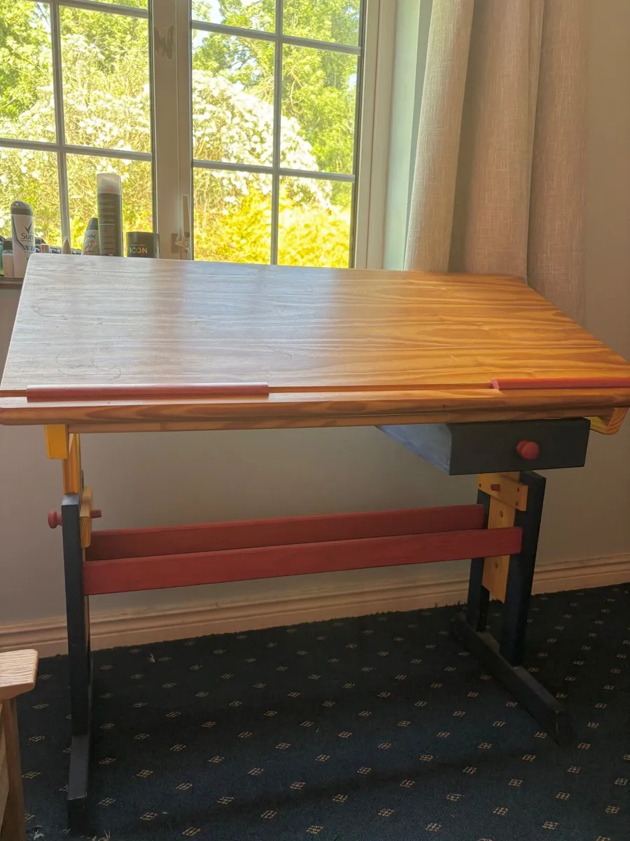IDIMEX Adjustable Tilting Desk - Image 2