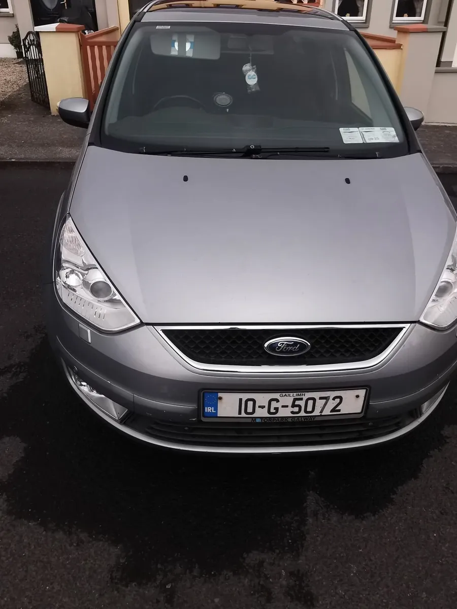 Ford Galaxy 2010 - Image 1