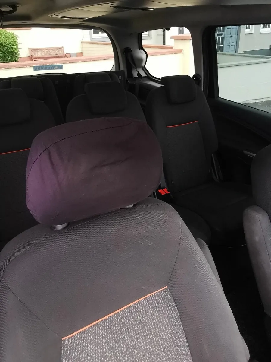 Ford Galaxy 2010 - Image 4
