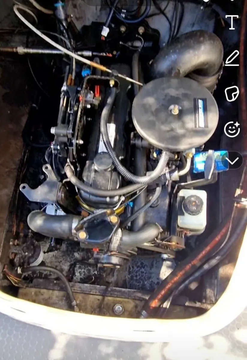 Bayliner 195 bowrider BRAND NEW ENGINE - Image 2