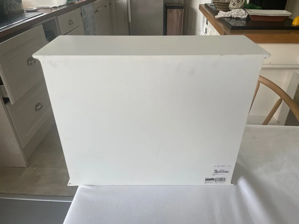 Storage cabinet - Image 2