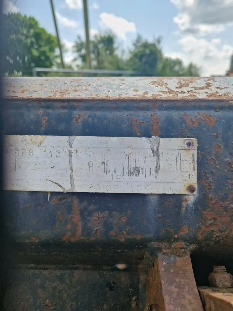 Bucket - Image 2