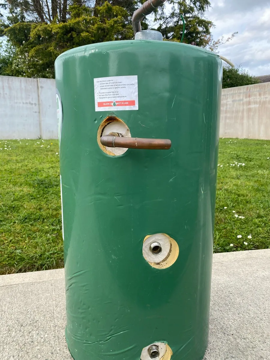 Cylinder - Image 4