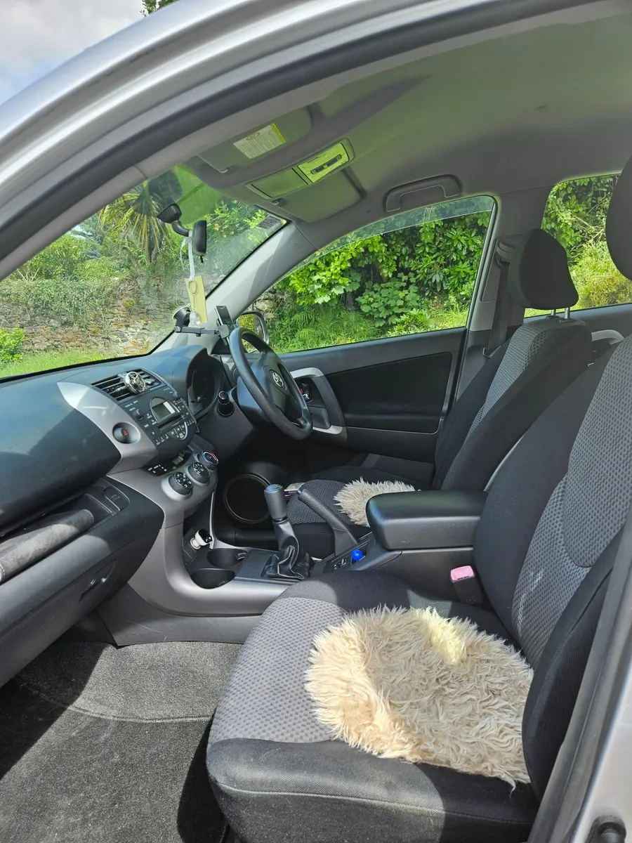 Toyota RAV4 2007 LUNA - Image 4