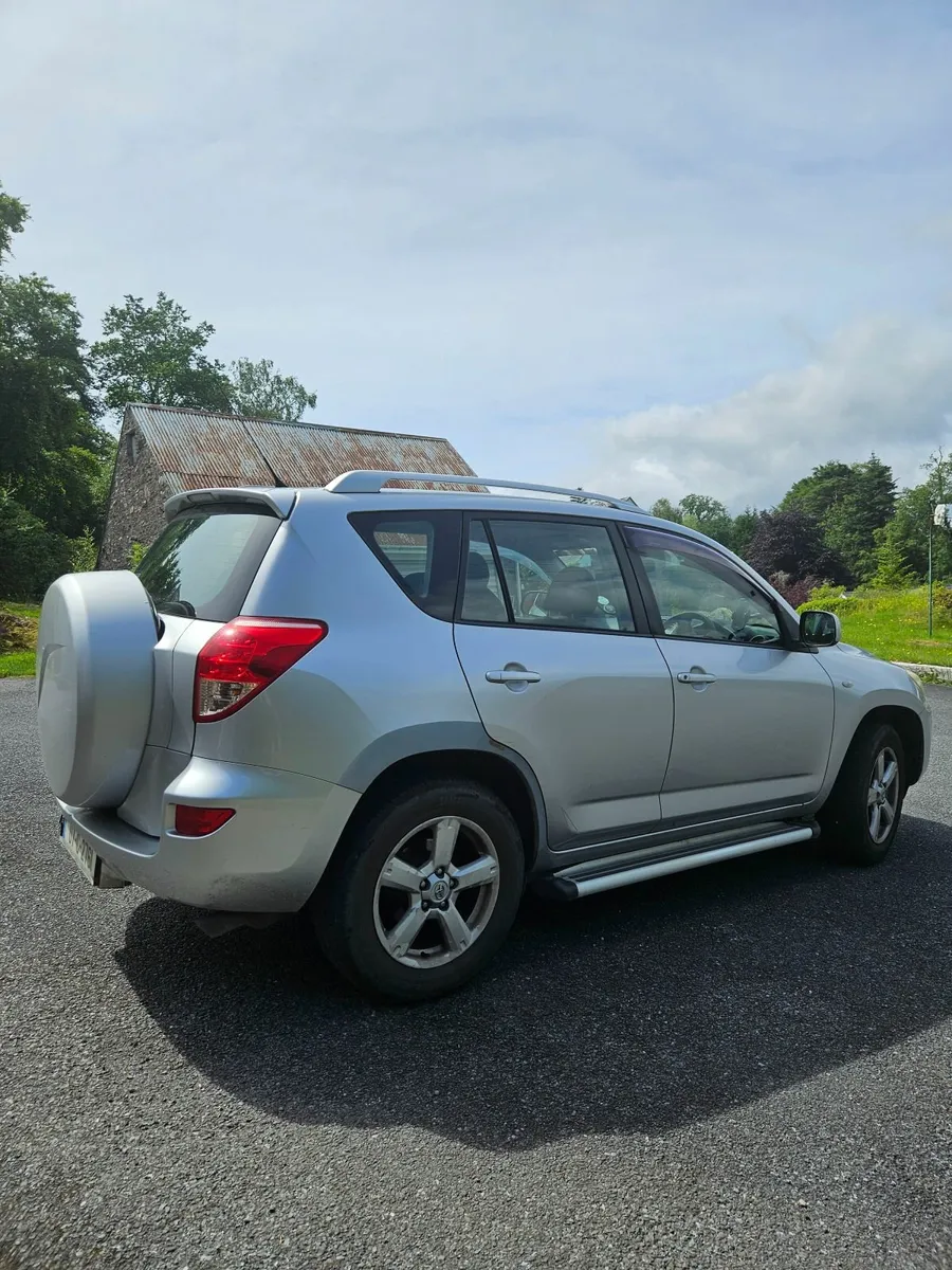 Toyota RAV4 2007 LUNA - Image 1