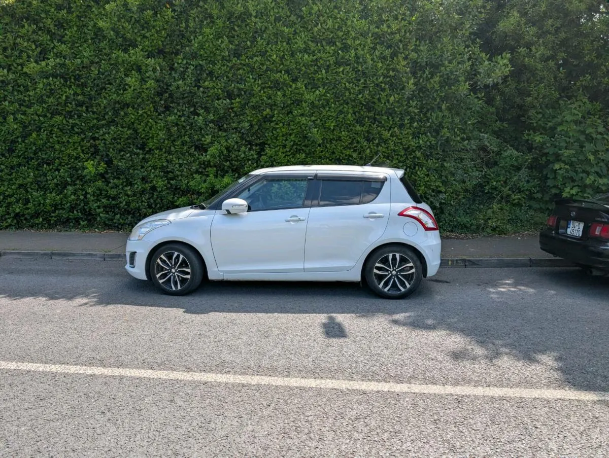 Suzuki Swift Automatic 2015 - Image 1