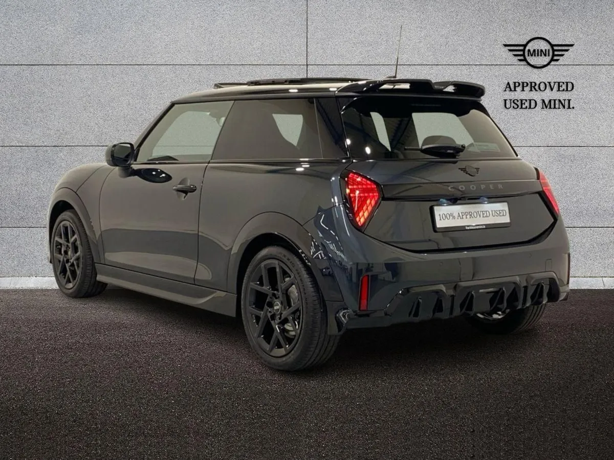 MINI HATCH Cooper C 3 Door - Image 2