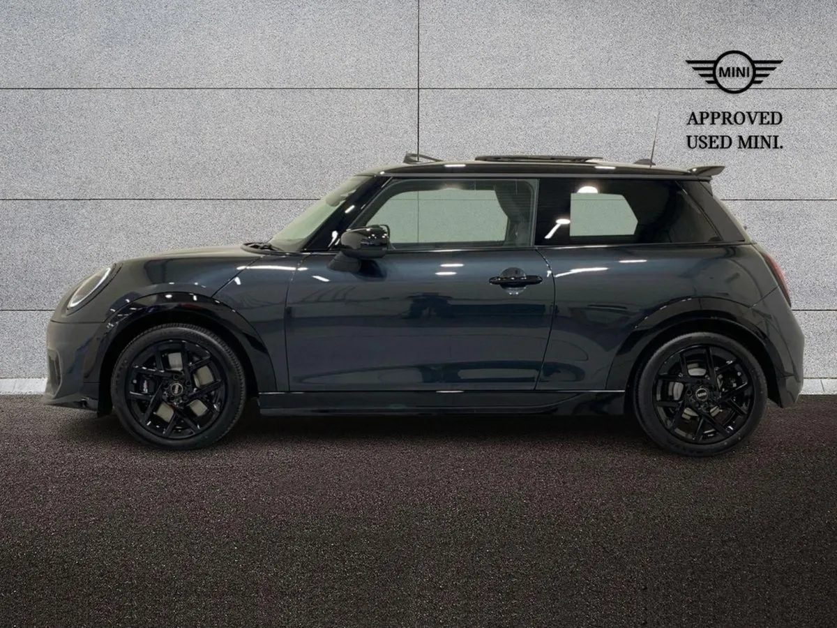 MINI HATCH Cooper C 3 Door - Image 3