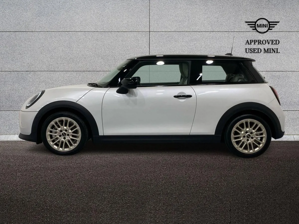 MINI HATCH Cooper C 3 Door - Image 3