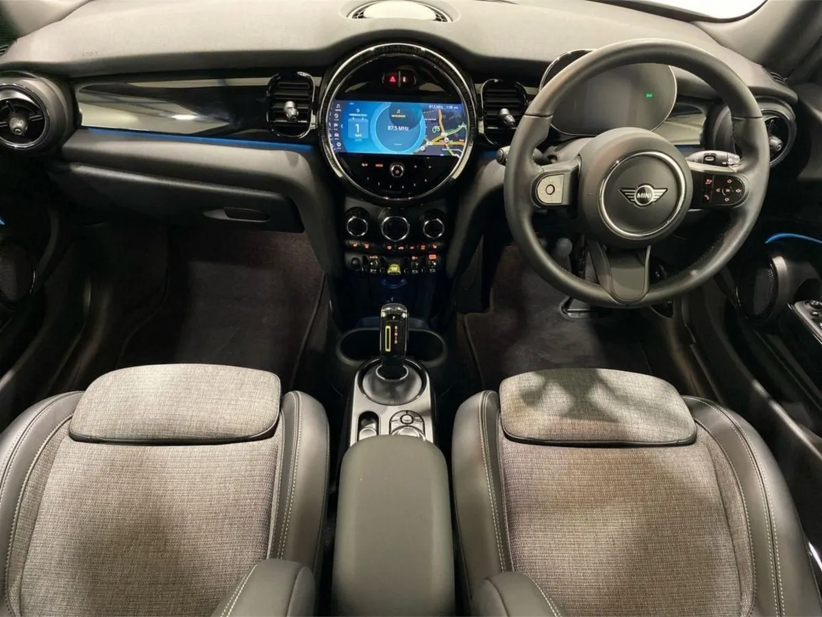 MINI HATCH Electric Level 2 - Image 4
