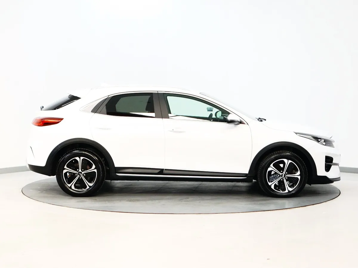 *111* 2021 Kia XCeed 1.6 3 phev - Image 3