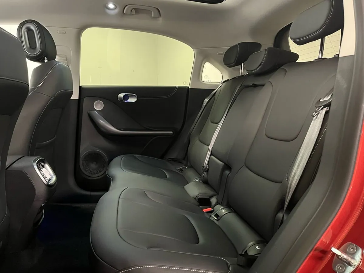 SMART #1 Pro  - Panoramic Glass Roof - Reversing - Image 4