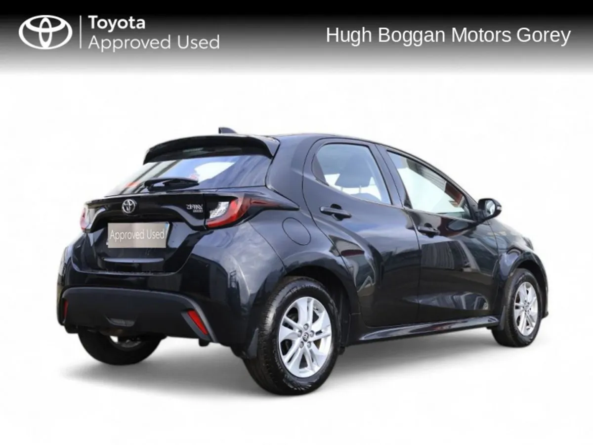 Toyota Yaris 1.0 Luna 4DR - Image 2