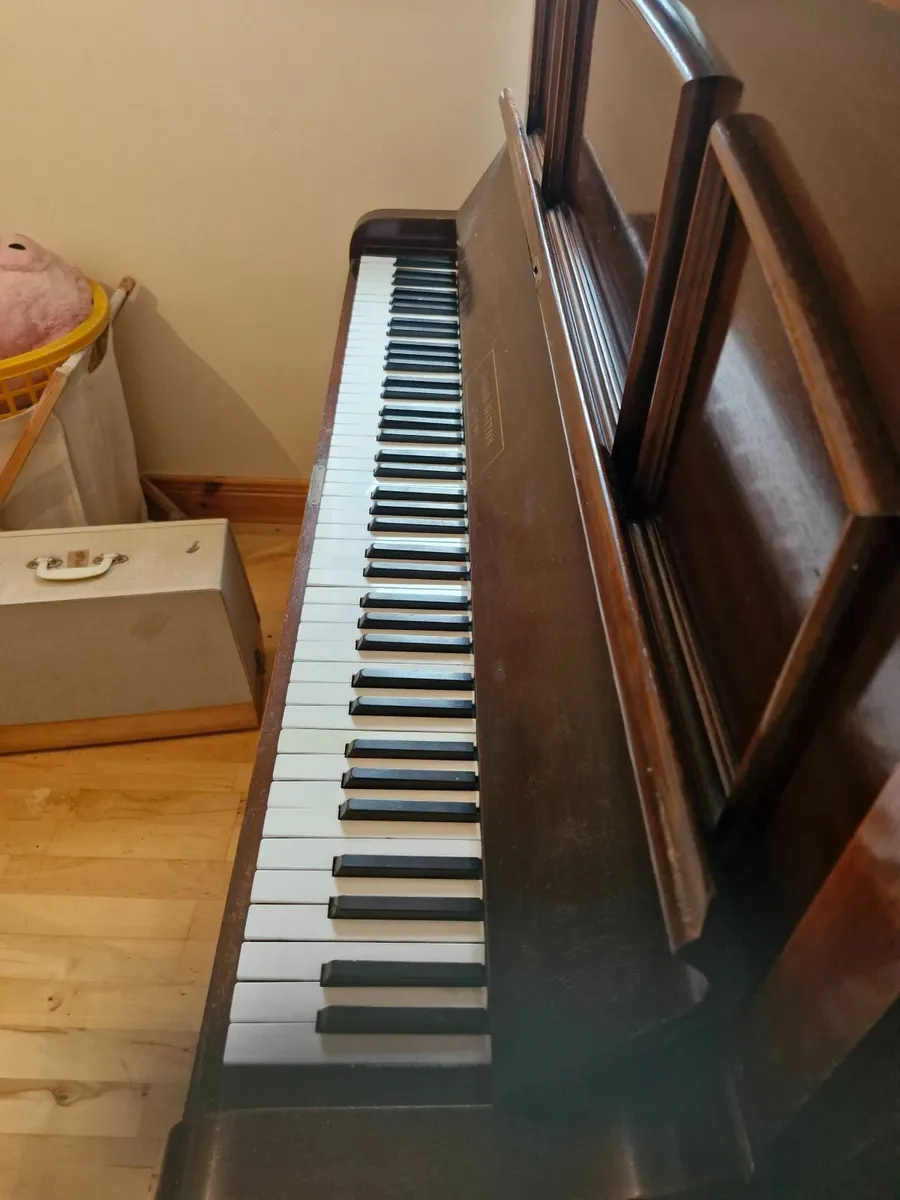 Piano - Image 1