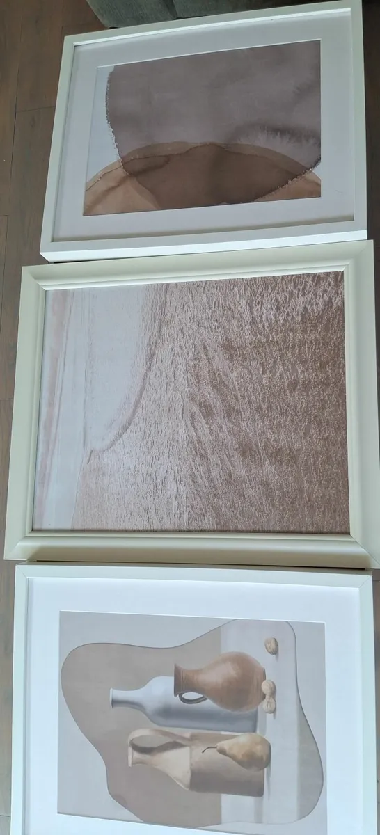 Pictures in frames plus Mirror w/leather strap - Image 1
