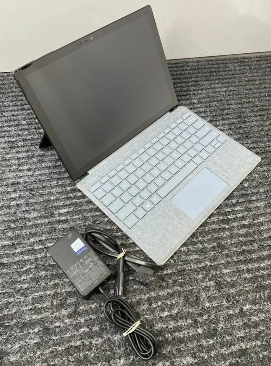 Microsoft Surface Pro 7