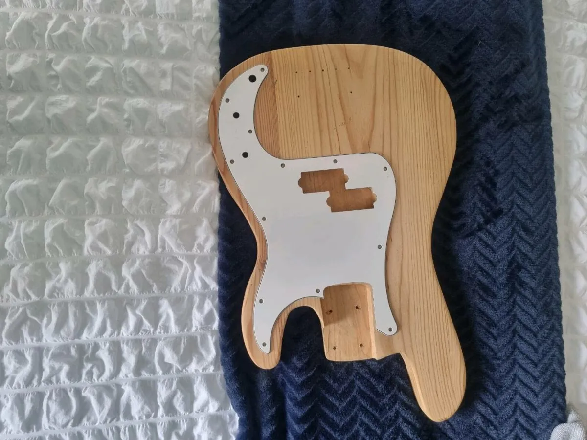 Guitar body - Image 2