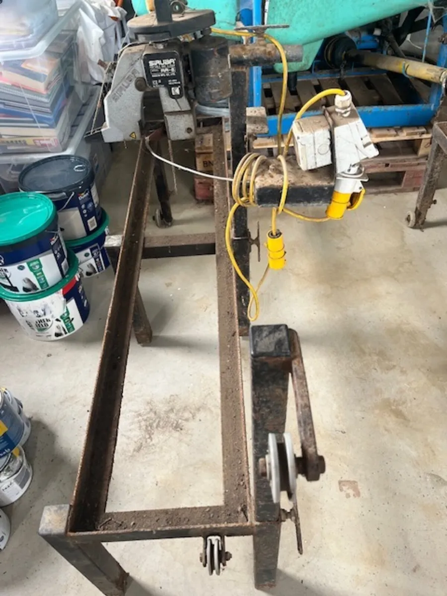Potato bag stitcher