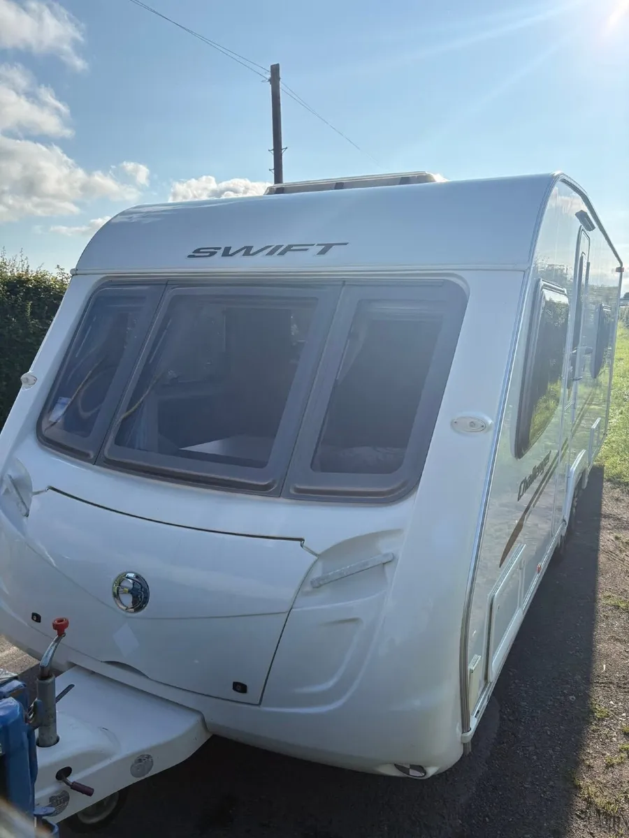 Caravan - Image 3