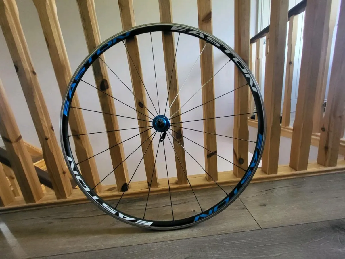 Easton front wheel - Image 1