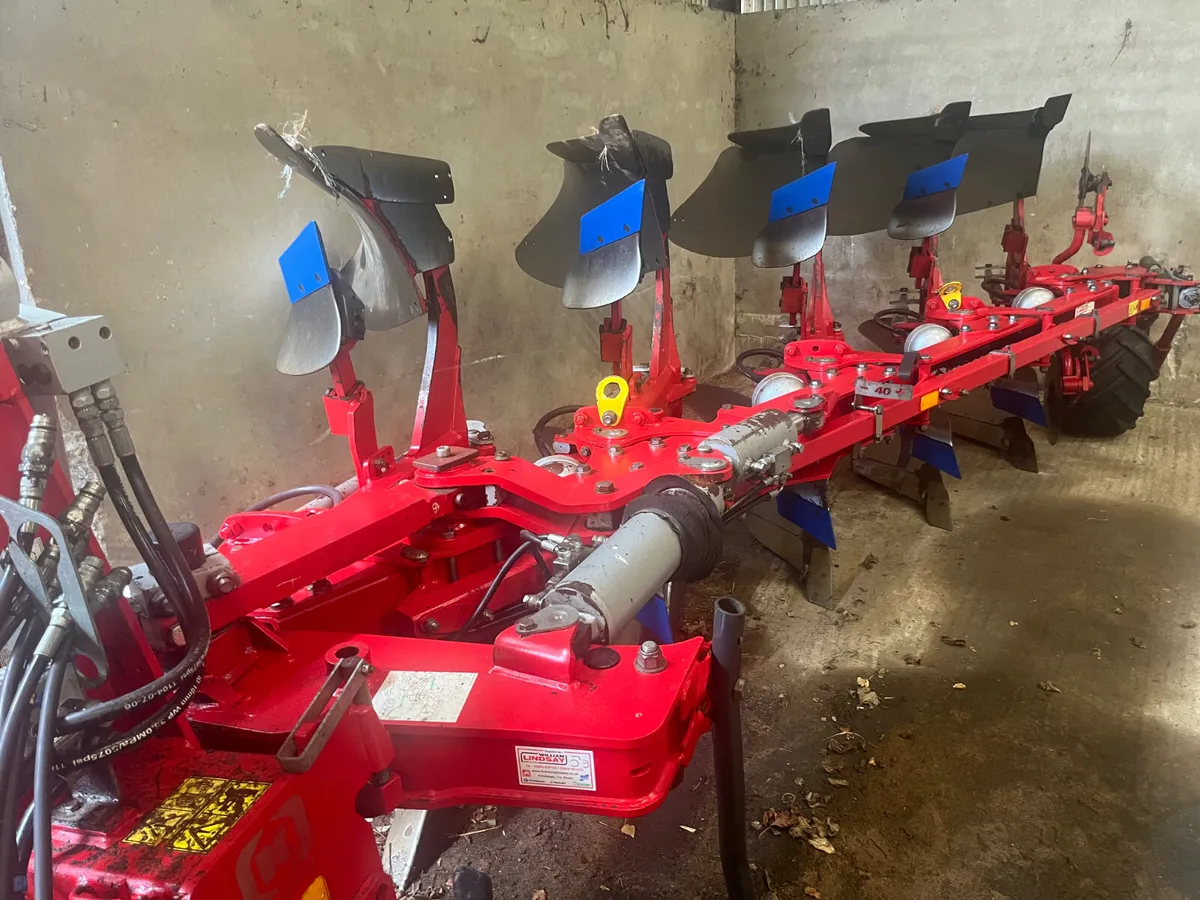Used 5F Kongskilde HRWT Reversible Plough - Image 2