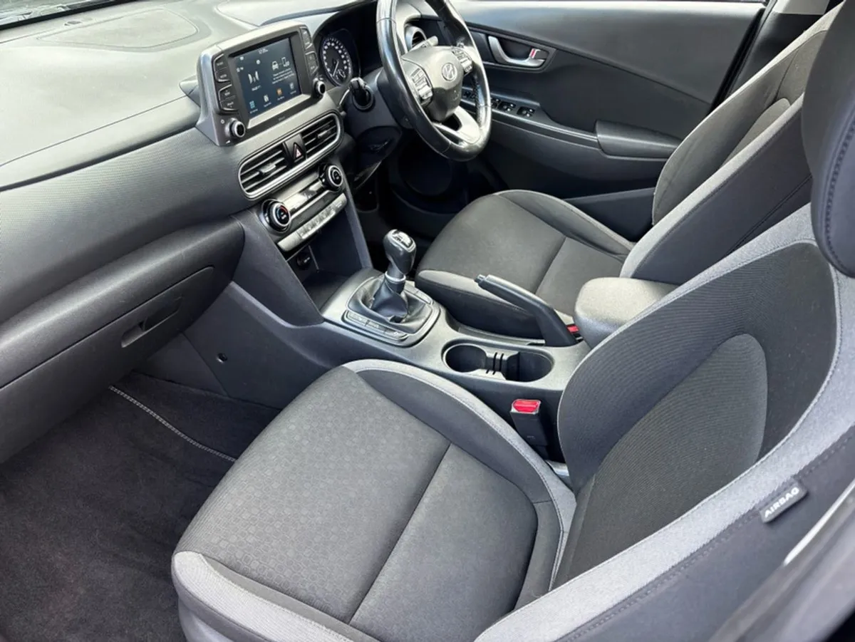 Hyundai Kona Kauai 2WD Executive 5DR - Image 3