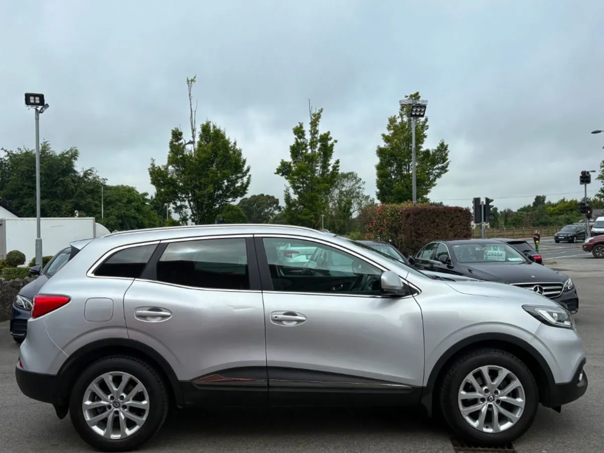Renault KADJAR 1.5 Diesel Dynamique NAV Energy DC - Image 4