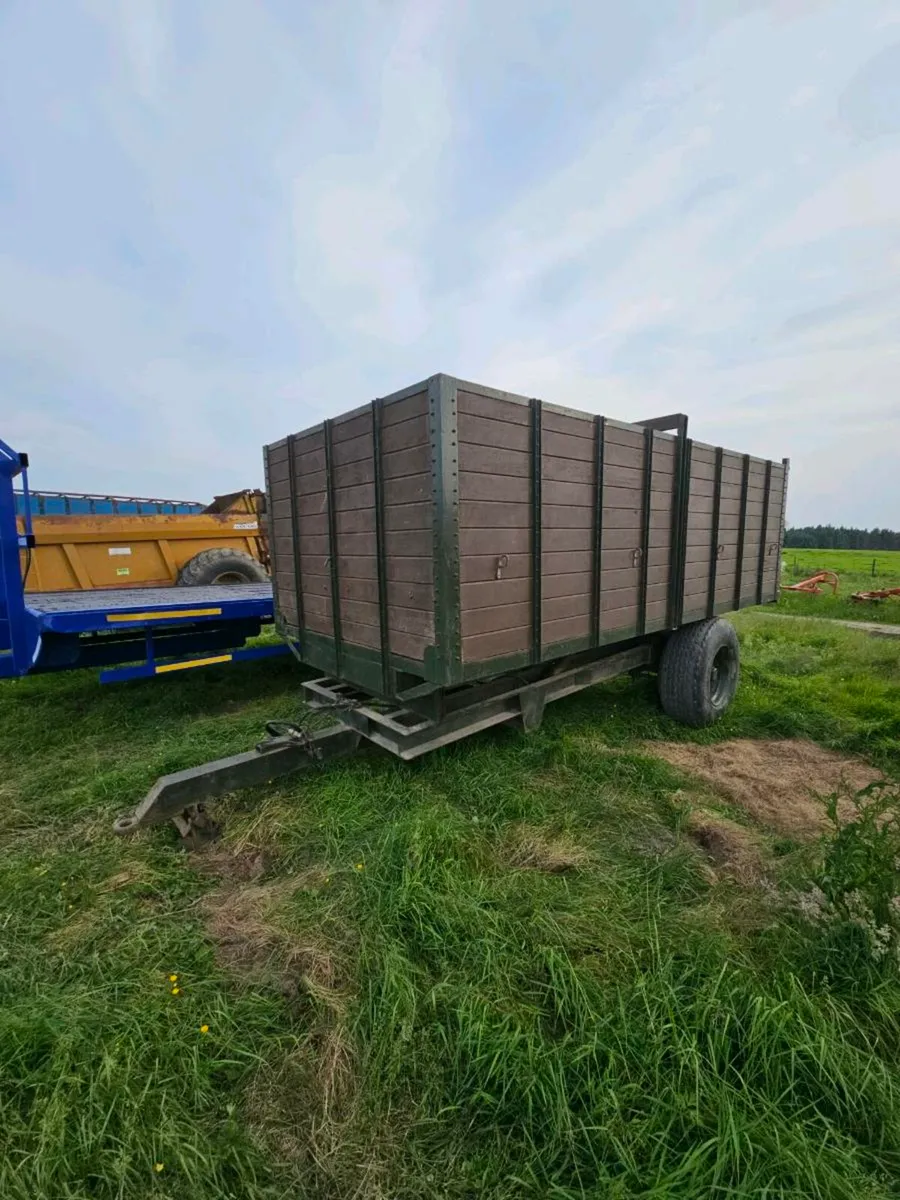 Clearance Auction this Wednesday 18th June - Image 1