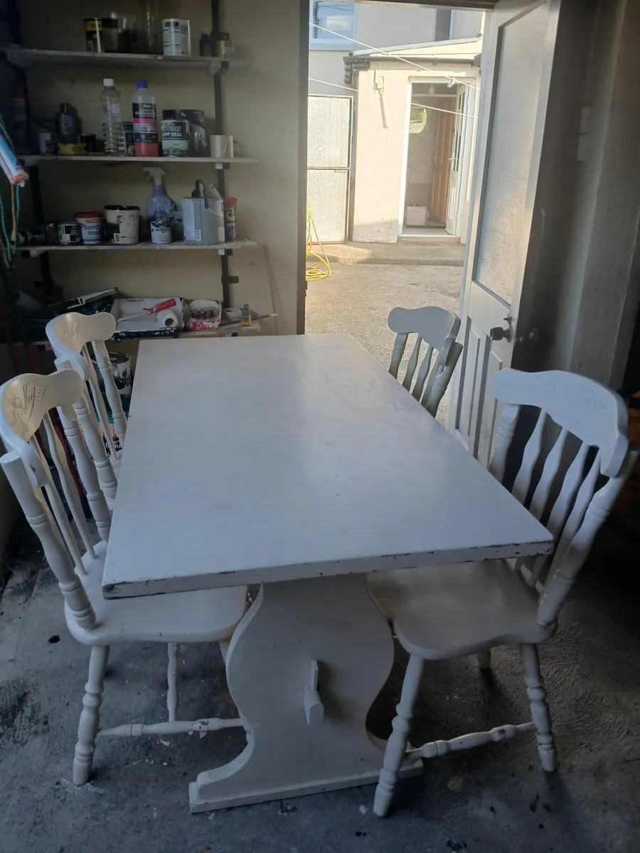 Kitchen table and 4 chairs plus solid door and fra - Image 1