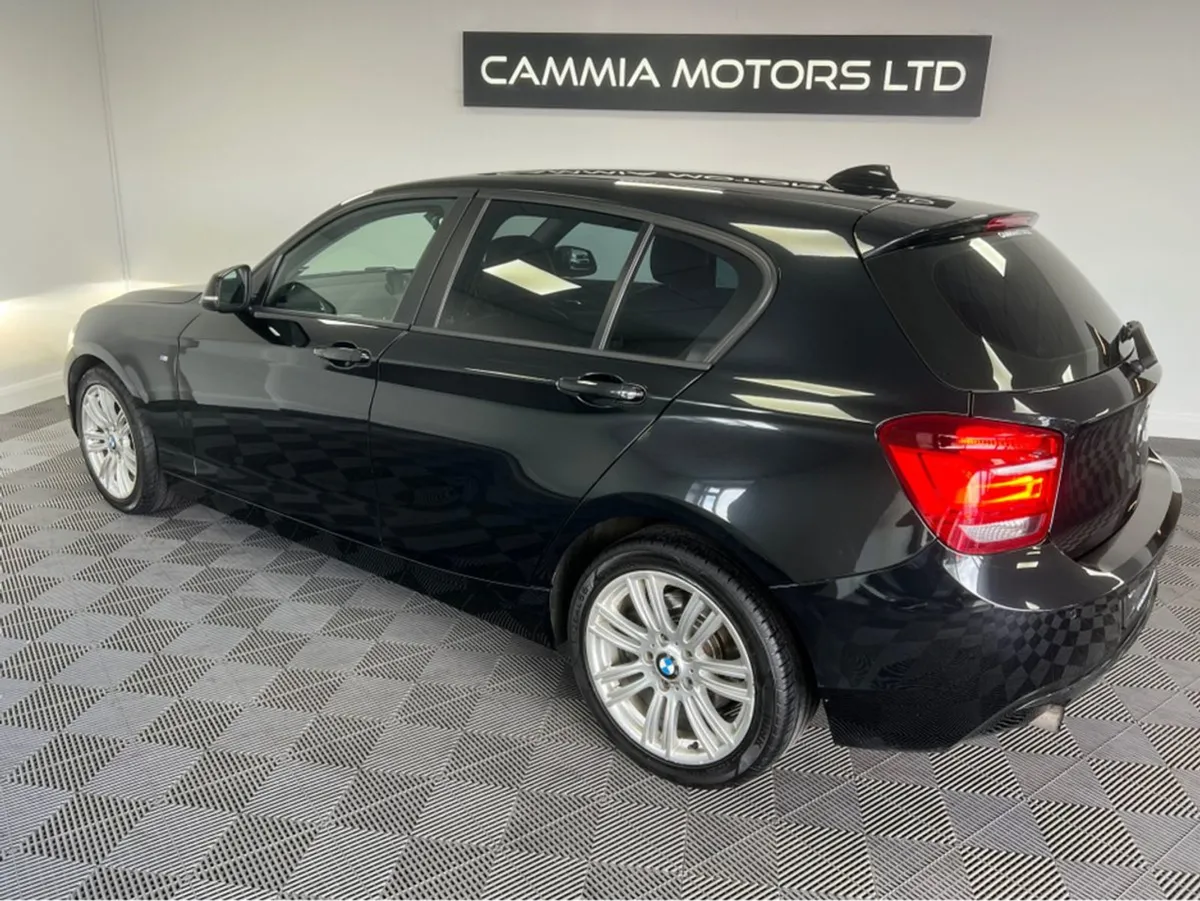 BMW 1 Series  bmw 116i   automatic   reverse Came - Image 4