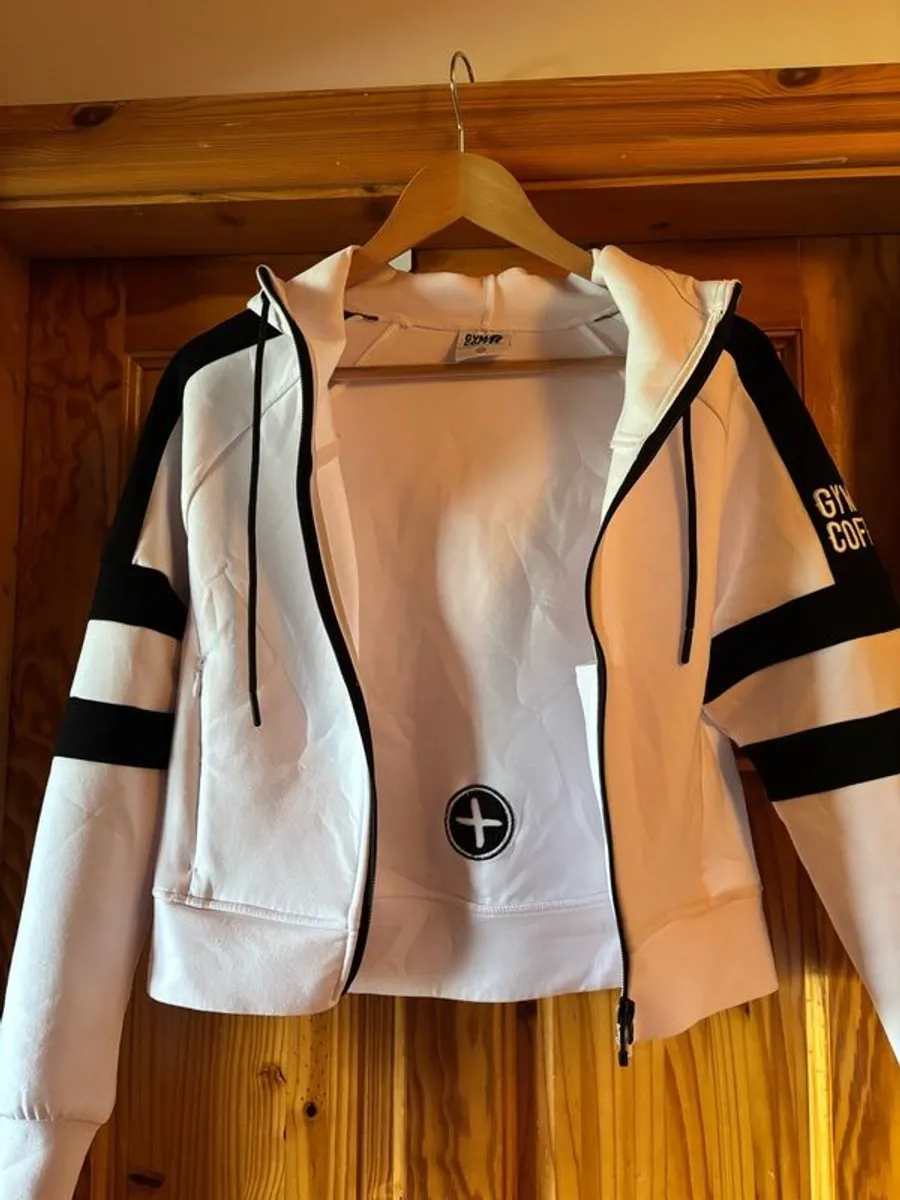 Gym & Coffee Hoodie full Zip - Image 2