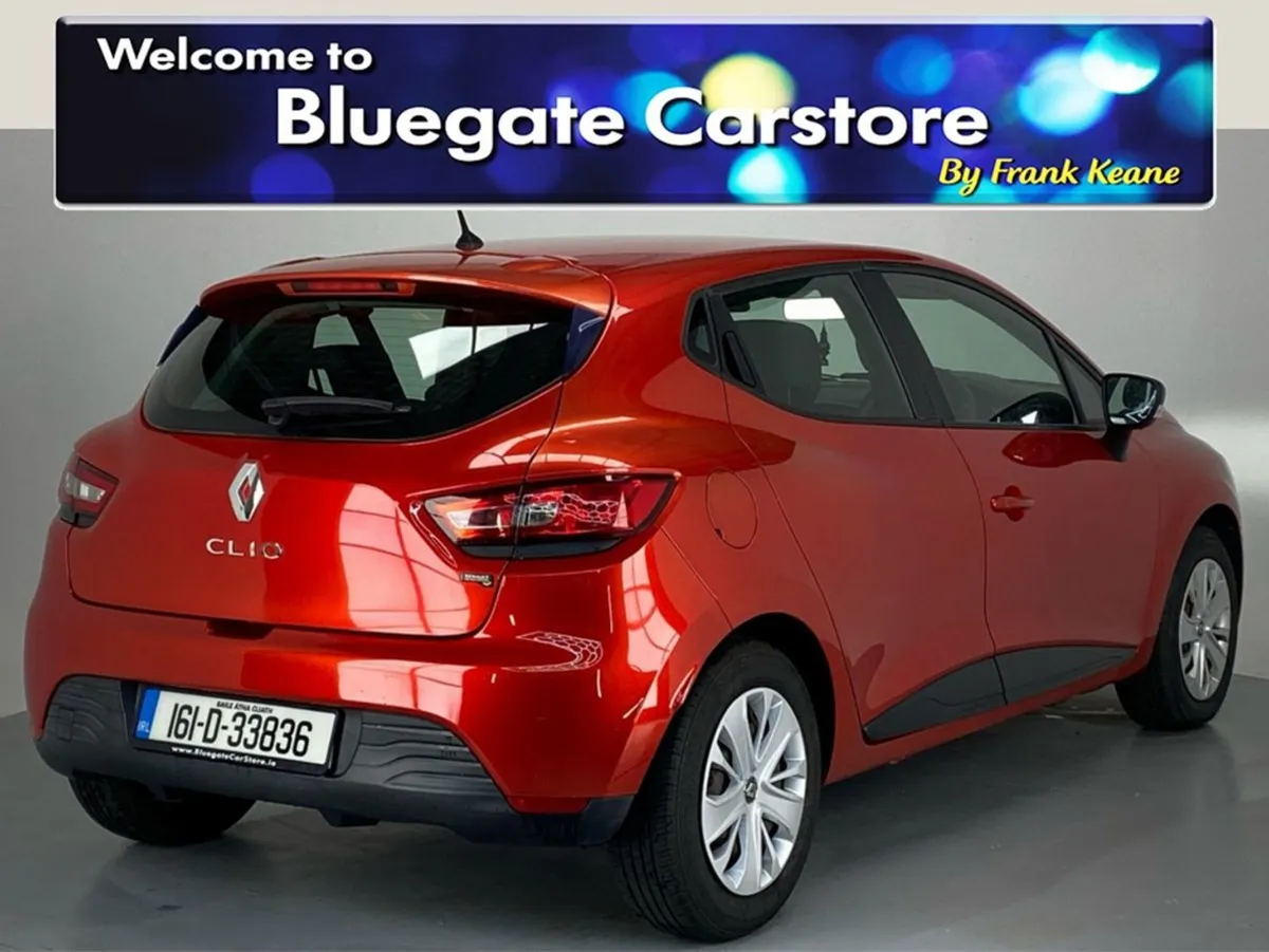 Renault Clio IV Expression 1.2 Petrol 4dr semi Di - Image 4