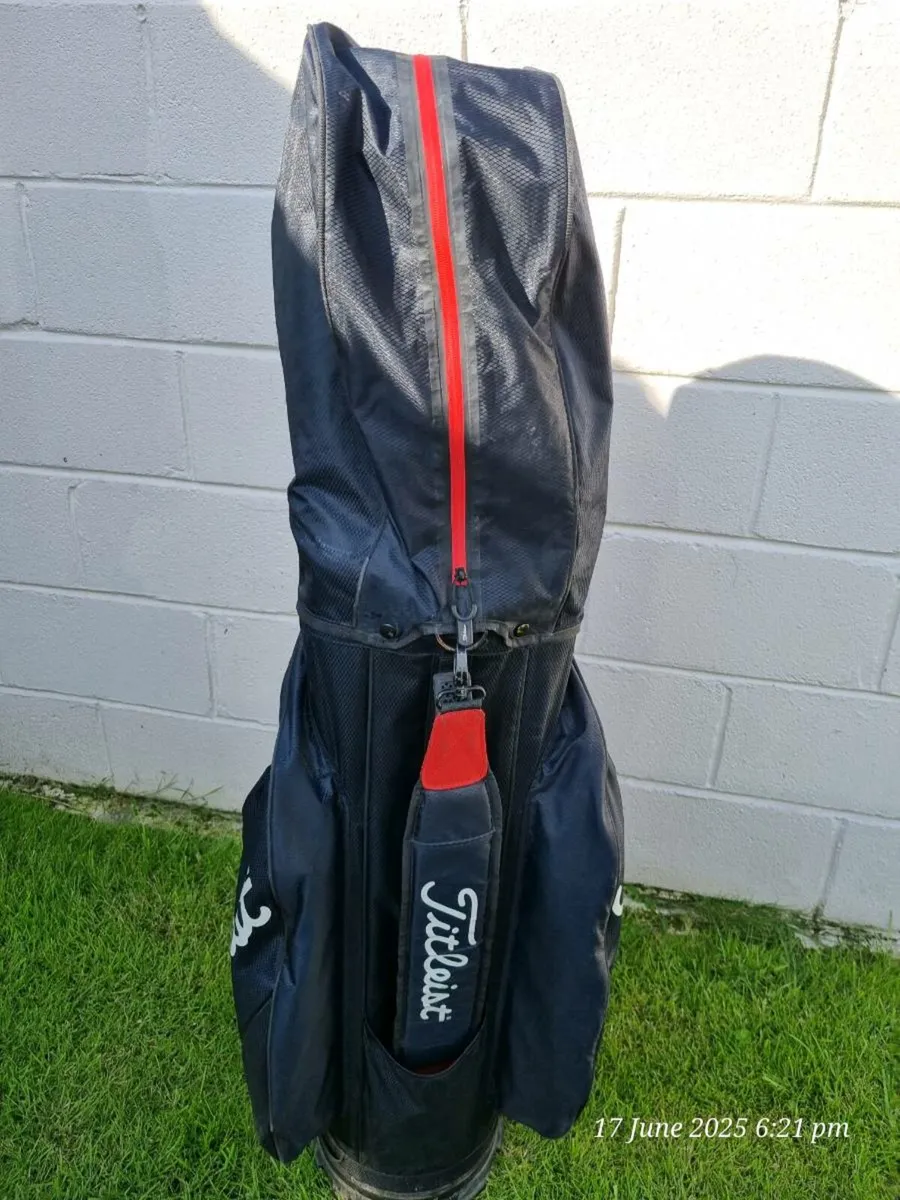 Titliest Golf Bag - Image 4