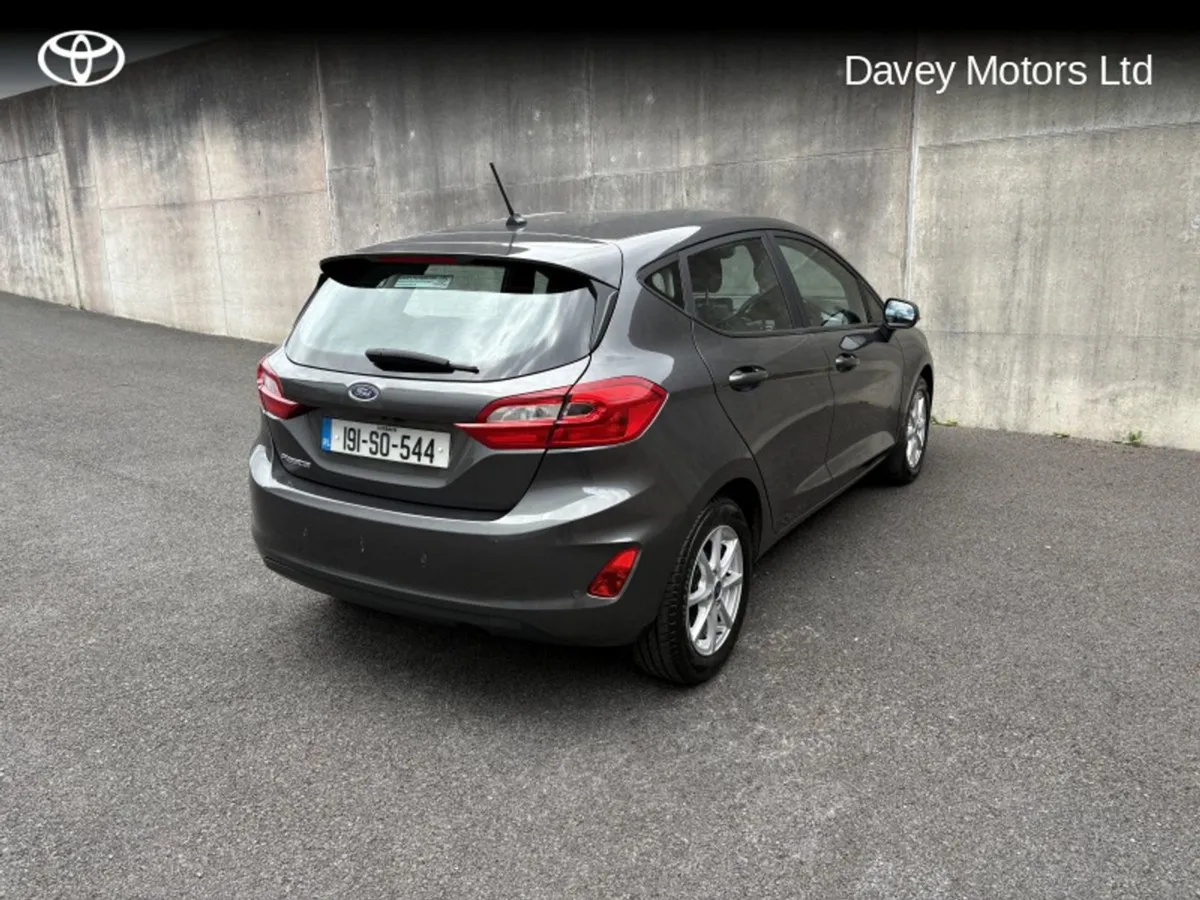 Ford Fiesta Titanium 1.5 Tdci 85ps 6 5DR 6sps - Image 2