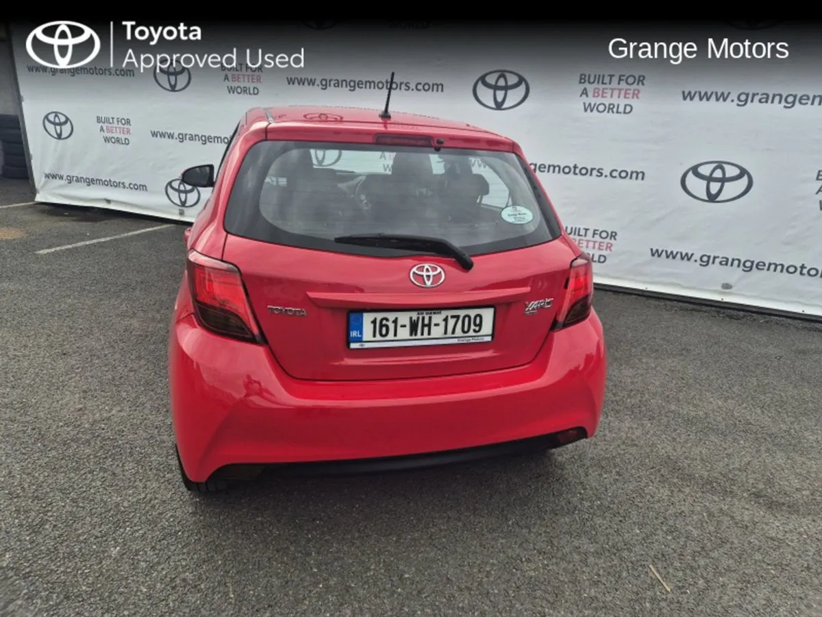 Toyota Yaris 1.0ltr Petrol Luna 5DR Manual 5 Spee - Image 4
